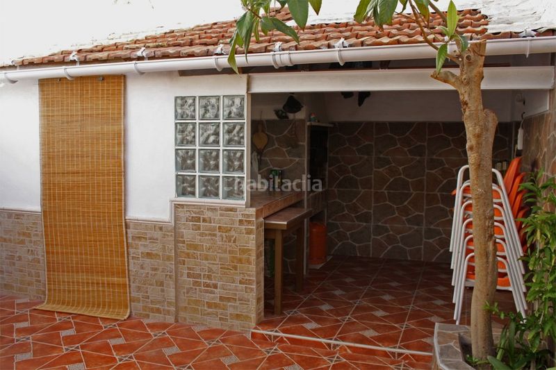 Foto 1624cd7d-0b7c-4ecd-826d-a41f33fb3743. Casa amb aparcament a Zona Playa de los Locos Torrevieja