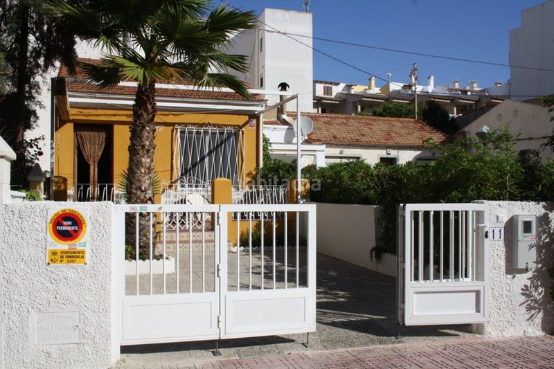 Foto 7e180567-8e8b-4d72-a3e9-eb9d8be84593. Casa amb aparcament a Zona Playa de los Locos Torrevieja