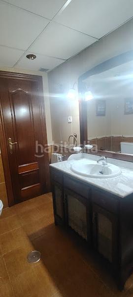 Foto b78678cc-5328-4e20-b7ef-1196c3fc2292. Piso en calle la cruz 2 piso paseo virgen de Linarejos en Linares