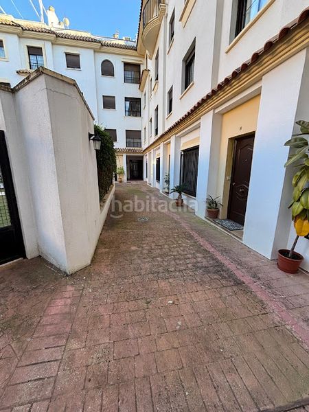 Foto a496f965-8781-413e-9a0c-81aed9d63a07. Casa en calle la merced 2 casa en urbanización con piscina en Linares