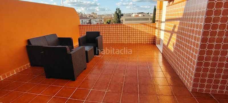 Foto 93a62d5f-edb6-437e-a818-b32f87a0df40. Lloguer dúplex amb calefacció a Centro ciudad Linares