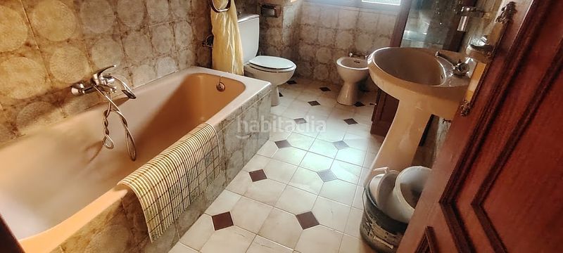 Foto c730a474-ae78-49bf-85b6-63a2d43581c9. House in calle doctor 14 in Centro ciudad Linares