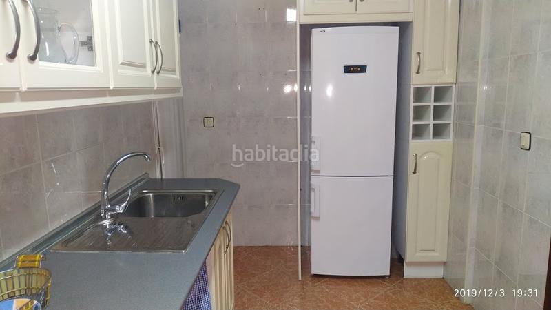 Foto 75bc4c9e-0efb-4bcf-a093-ddc82a27399b. Lloguer pis a calle romea 25 a Linarejos Linares