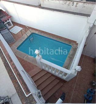 Foto 42fd8de6-400b-4597-9212-da3c421512f4. Casa amb xemeneia calefacció aparcament piscina a Linares