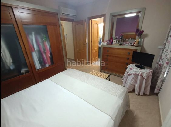 Foto 44fc4c22-a578-4733-a38f-bd1d68738e29. Casa amb xemeneia calefacció aparcament piscina a Linares