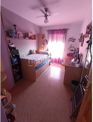 Foto f3e037a8-36a1-4d7d-8e53-663687963162. Casa amb xemeneia calefacció aparcament piscina a Linares