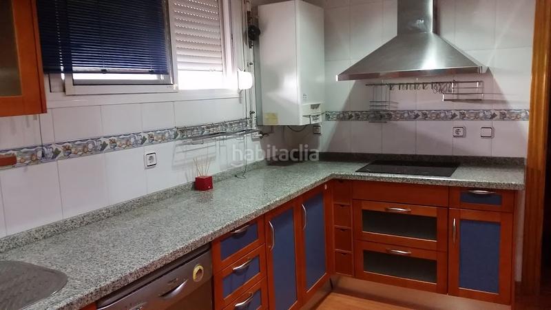 Foto 64aee40a-306e-4e5e-bb9c-fac94c6b2ccf. Rent flat with heating parking pool in Linarejos Linares