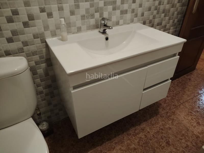 Foto 9cabd399-4dc9-4303-8123-7575fd92a2ab. Piso en calle río guadiel 21 piso zona los rios en Linares