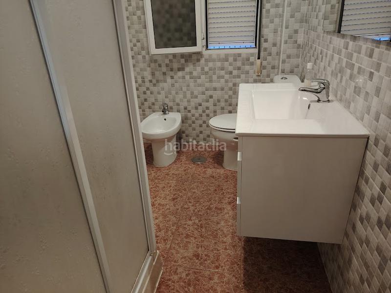 Foto dc8eaf14-ffe6-4f09-9f98-f1e4912ae6b8. Piso en calle río guadiel 21 piso zona los rios en Linares