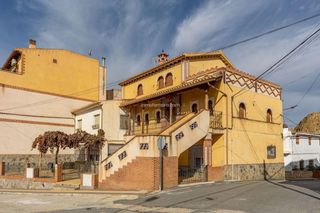Casa adossada a Purullena. Casa con encanto en purullena  inversión única con estilo alhamb