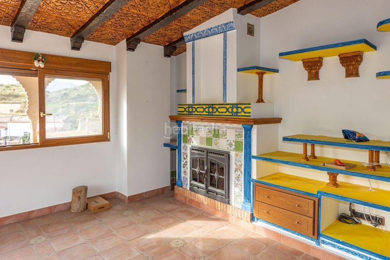 Foto 550b740c-0d23-4a99-b0db-18ed6c112304. Casa adossada a Purullena