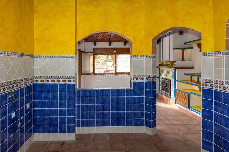 Foto 684f566e-f06e-47ae-a948-b44376df1f13. Casa adossada a Purullena