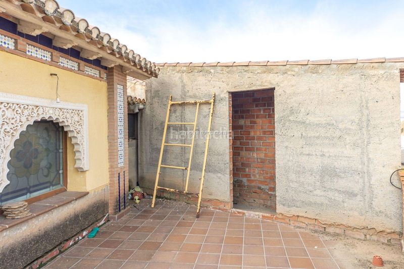Foto be91b1a7-d1e0-4185-892e-33c49465fb99. Casa adossada a Purullena