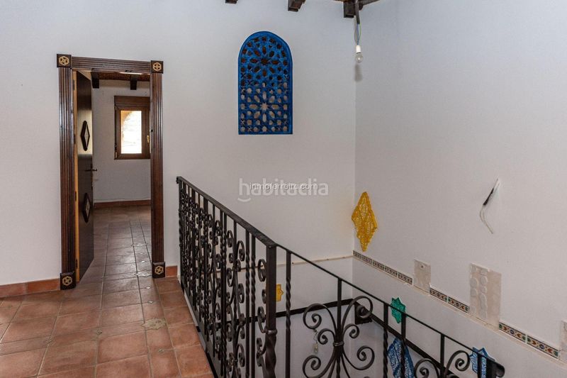 Foto dcd6eb28-8a9f-4c29-ac89-95f1ce78c9bd. Casa adossada a Purullena