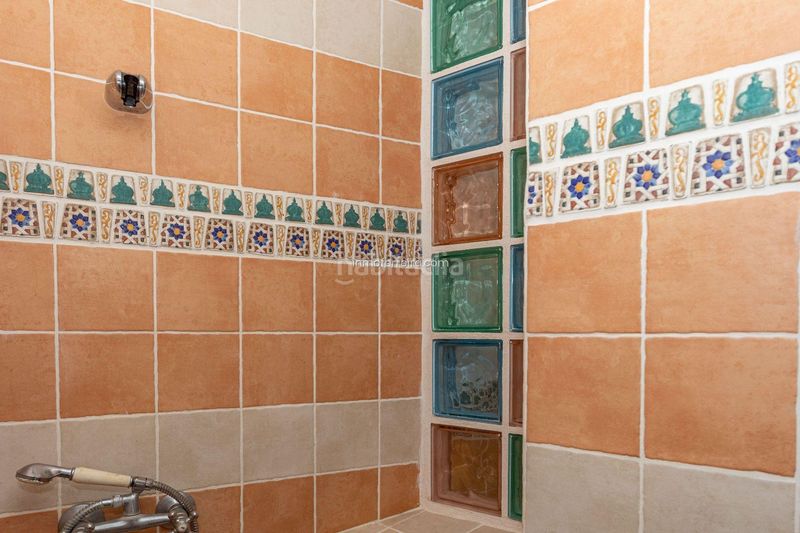 Foto e40c721d-75c6-4fa1-96a1-7676ec754210. Casa adossada a Purullena