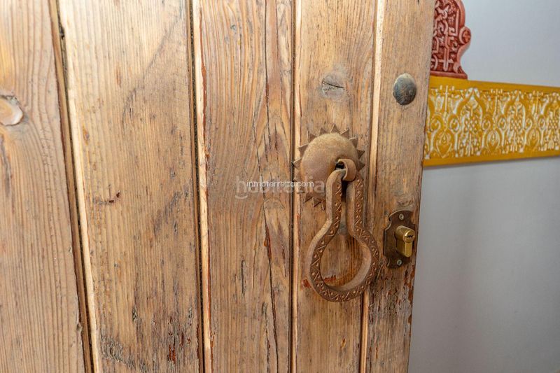 Foto f9bd5581-6973-4738-9a98-ccd1a8567527. Casa adossada a Purullena