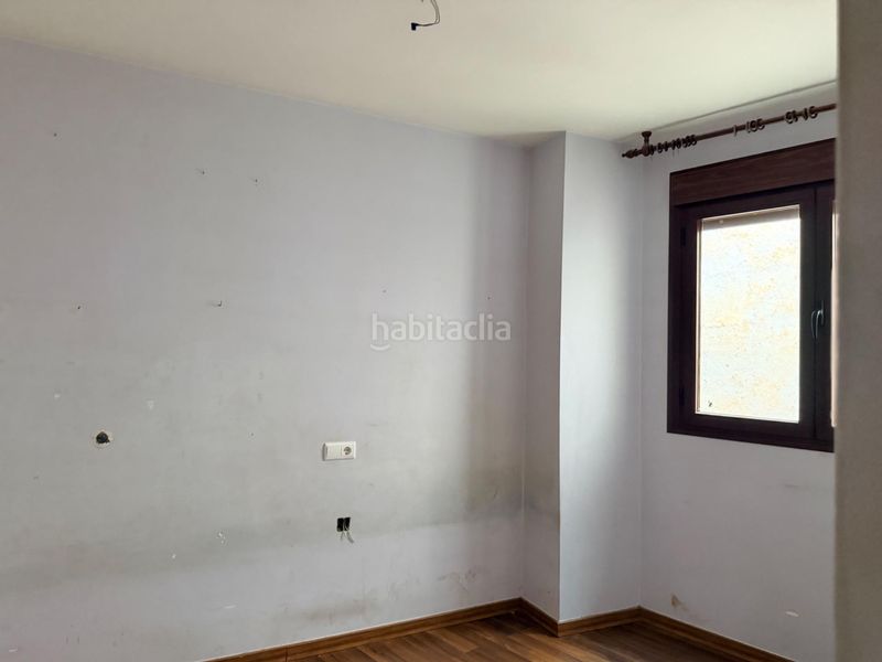 Foto 4bc3ce78-c3c8-43c1-99f2-406623b4fb80. Pis a Guadix