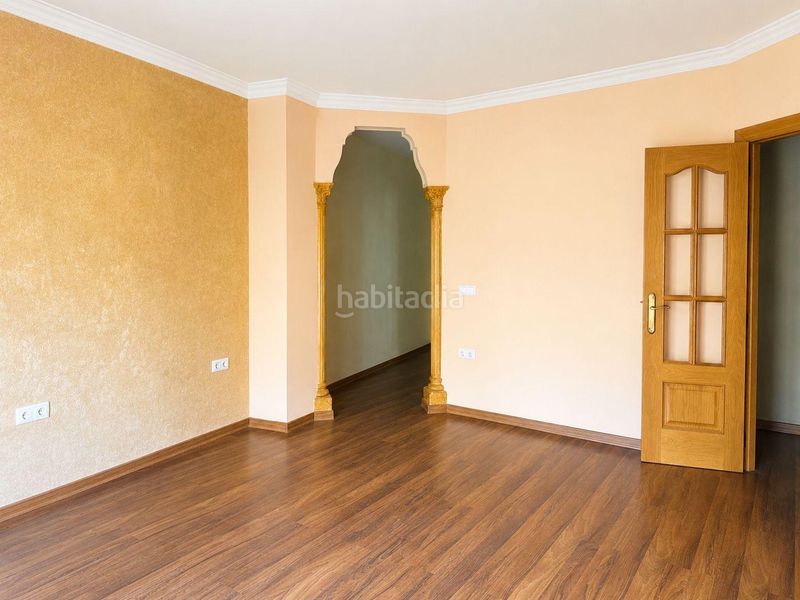 Foto 40a8d63e-786a-4f33-be6f-5c42eef99b0f. Piso en Guadix