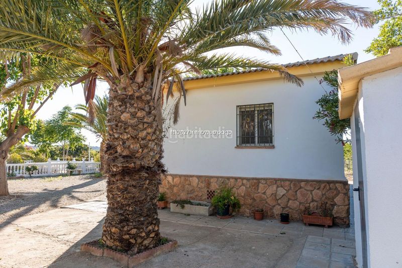 Foto 412a2794-99d7-40f8-b40e-c1fa7bab215d. Chalet avec parking piscine dans Guadix