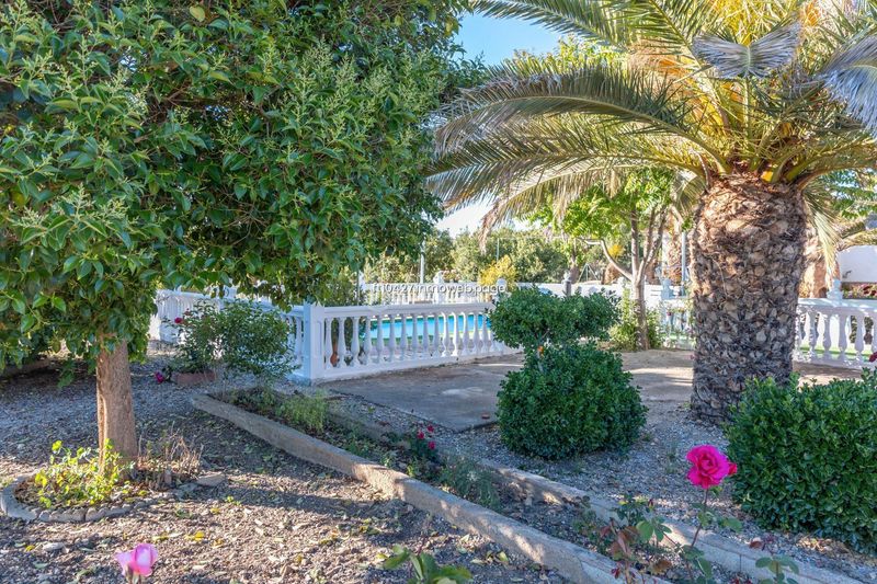 Foto 7a52b5f8-310c-447d-a050-8ffe722dd7fe. Chalet avec parking piscine dans Guadix