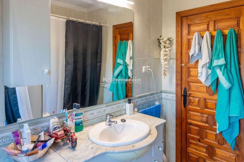Foto 7ac85584-8151-4f7d-b04c-82ea8a43f57d. Chalet avec parking piscine dans Guadix
