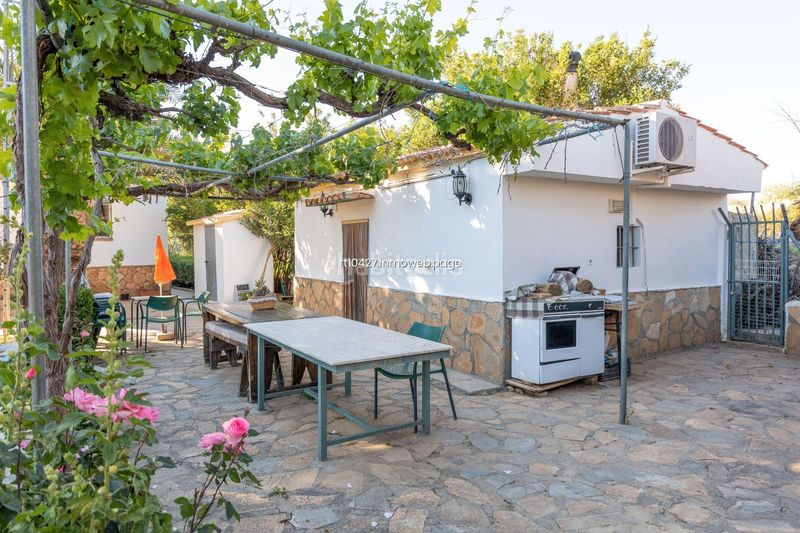 Foto 97d4a0b2-b193-47b7-bf52-2b43d29df143. Chalet avec parking piscine dans Guadix