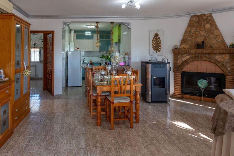 Foto af7ac8be-97bd-4517-ac03-b9c595d7f5db. Chalet avec parking piscine dans Guadix