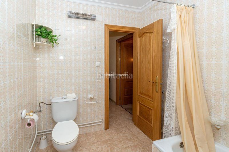 Foto ae0d0120-aec3-4e86-a960-eef85cf35243. Pis amb calefacció a Guadix