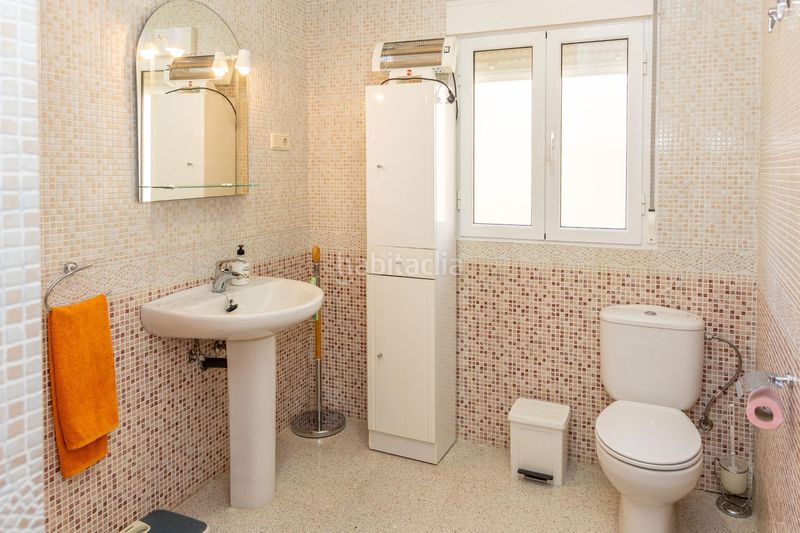 Foto 6747ec4c-8ad6-4d63-8ca3-39115e6a4649. Casa amb aparcament a Purullena