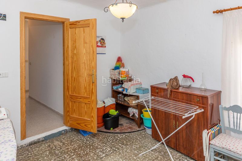Foto 685cb8dc-6eee-490c-9233-1fc3c95c4608. Casa amb aparcament a Purullena
