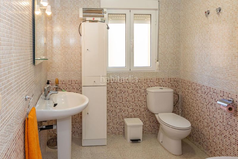 Foto 705b592b-8829-434d-9f0a-ef4ee23a4a45. Casa amb aparcament a Purullena