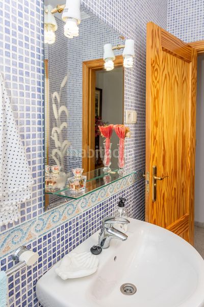 Foto 76a5beb6-f87c-4b98-8978-7507ff51211f. Casa amb aparcament a Purullena