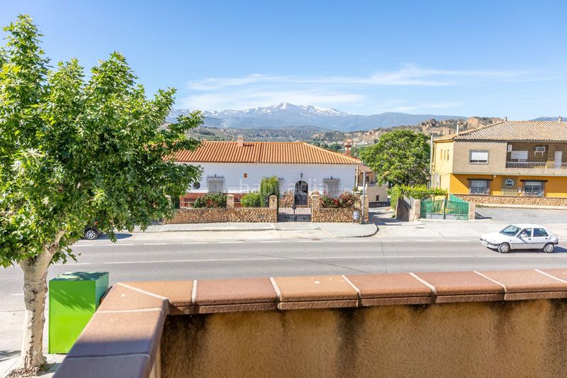 Foto b03d1fad-ccb9-4bfb-9273-ea98e261cd4f. Casa amb aparcament a Purullena
