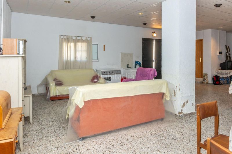 Foto b0faf925-0d68-4ef2-87b4-9d014d9ed3cd. Casa amb aparcament a Purullena