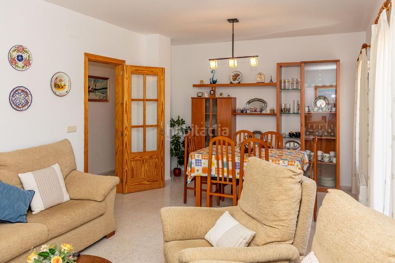 Foto c4d72814-fd66-4985-834e-c9a0823b4e2a. Casa amb aparcament a Purullena