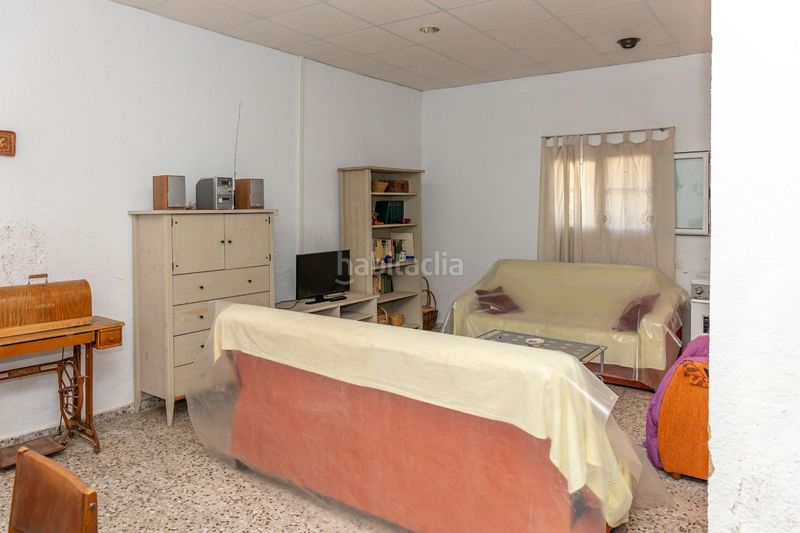 Foto ce9d394c-98c0-4fb9-baa3-ecb336fa7368. Casa amb aparcament a Purullena