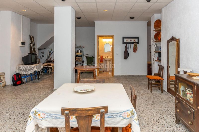 Foto f869b487-a3dd-472c-a9f2-7c4d6ceaf865. Casa amb aparcament a Purullena