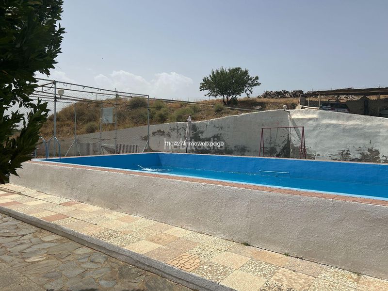Foto 84301317-f1e3-42b8-8b1b-958f85c1daa1. Casa amb aparcament piscina a Guadix
