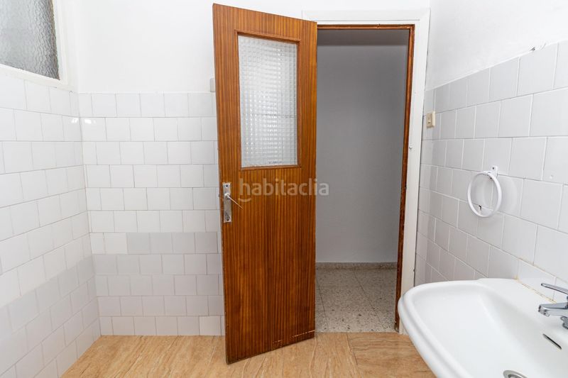 Foto aecf1a6c-141f-4746-8a0c-1ff744239eba. Pis a Guadix