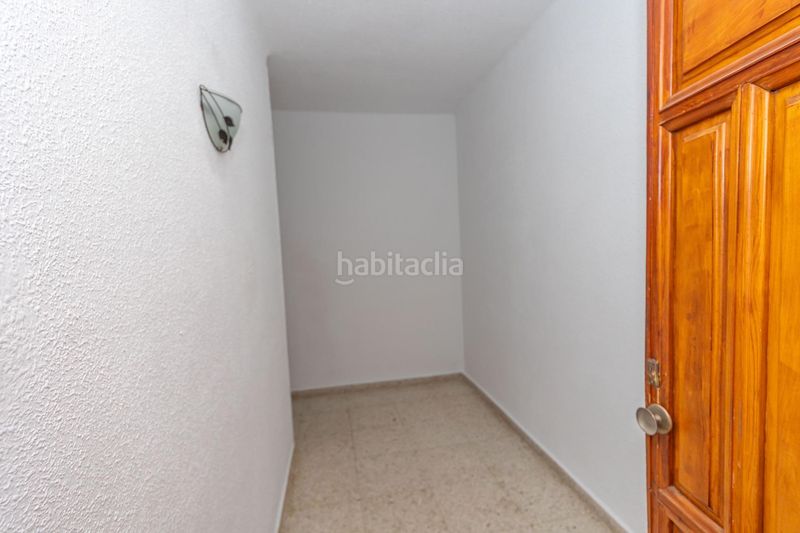 Foto f9fbd983-f37f-46e7-979d-5812937689cd. Pis a Guadix