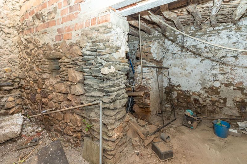 Foto 41812a4d-fbe1-4243-be91-9c4667613fb9. Casa adossada a Alquife