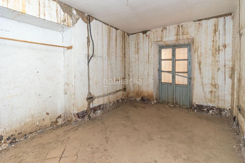 Foto b5a9af97-8d22-4962-ae47-a34dd9cf09b4. Casa adossada a Alquife