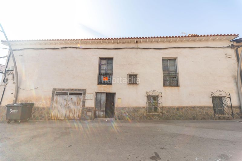 Foto cbfeed72-aa30-4d92-acbc-4e23a739ea27. Casa adossada a Alquife