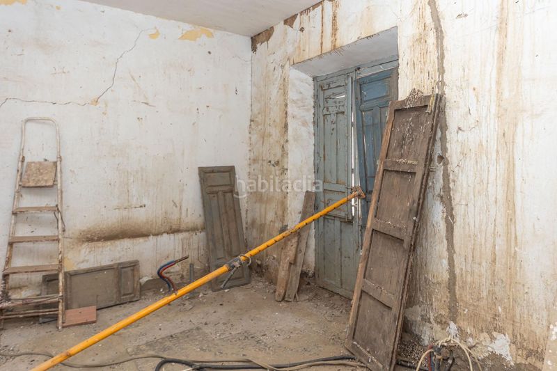 Foto e4a162c0-61aa-478f-9df0-5b173bbdcbec. Casa adossada a Alquife