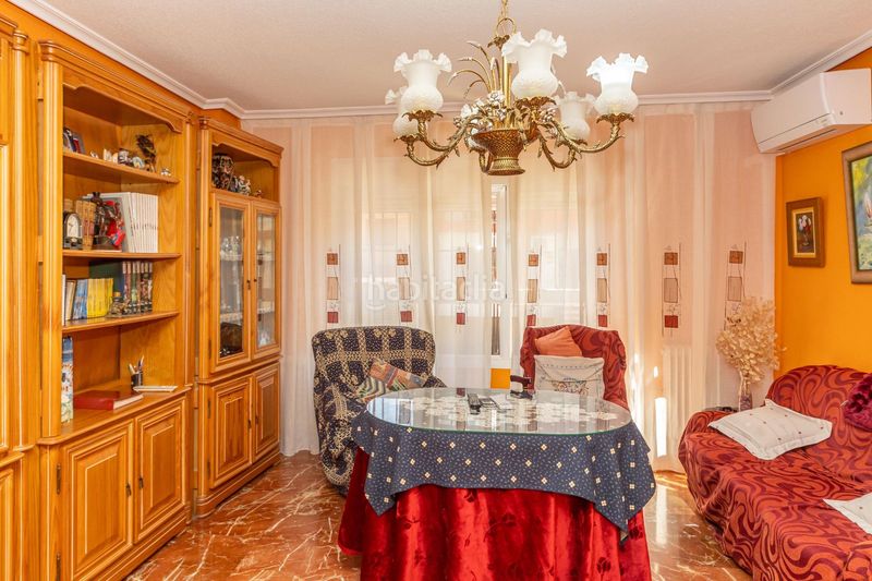 Foto 7b7cbe16-0b8d-4ce7-8fb5-5591985fb9ca. Casa adossada amb aparcament a Guadix