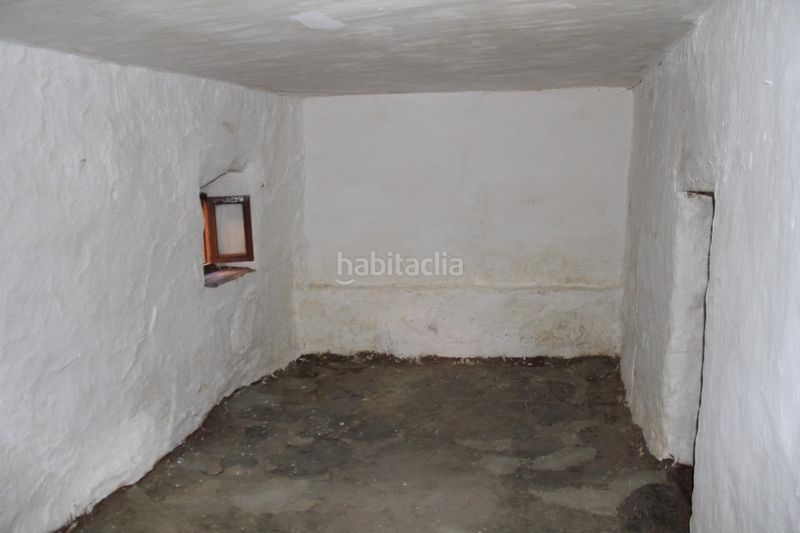 Foto 7c3d2d5a-2f89-4f24-b65c-30c7e47c44cb. Casa aparellada a Alquife