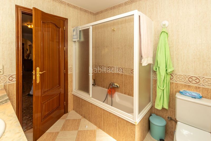 Foto 50e4bdea-99fe-4f5d-921a-6399ce5af033. Chalet avec chauffage parking dans Aldeire