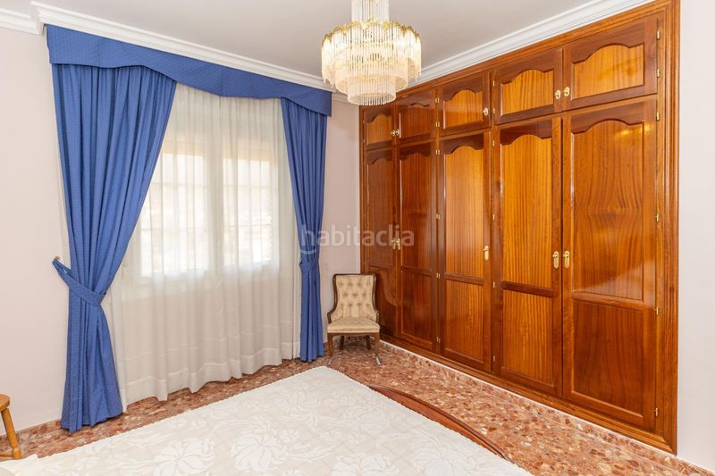 Foto 675d4662-86b2-4f7f-b28d-91e13a392e7d. Chalet avec chauffage parking dans Aldeire
