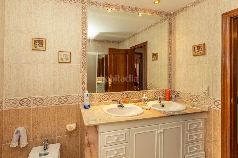 Foto 944cfedf-c93c-4dbd-b29a-13fb451942e2. Chalet avec chauffage parking dans Aldeire