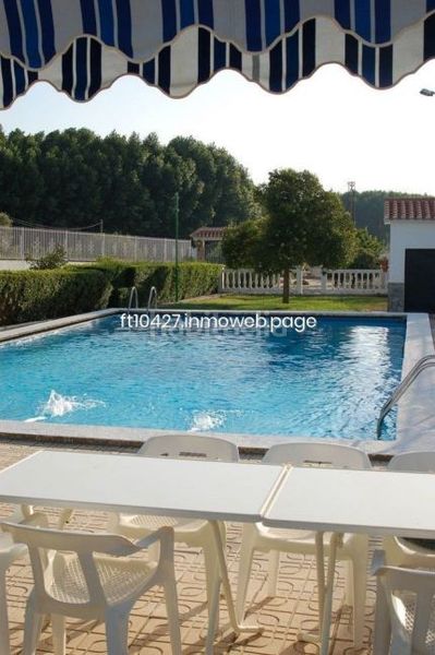 Foto 02ec9eb4-3ad8-4b7c-bbc8-8ab88131ad10. Xalet amb aparcament piscina a Guadix